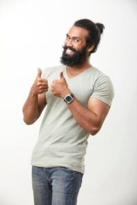 hairstyles for curly hair men