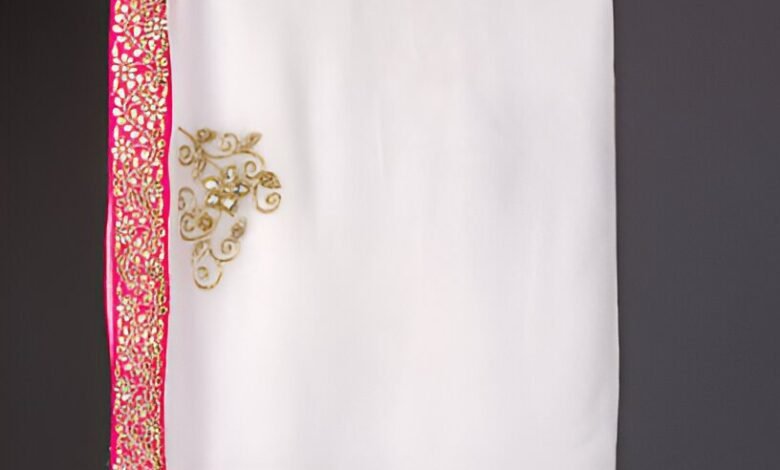 white chikan dupatta