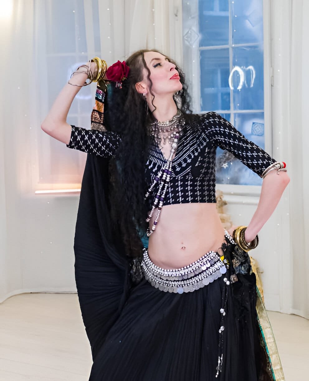 black lehenga for women