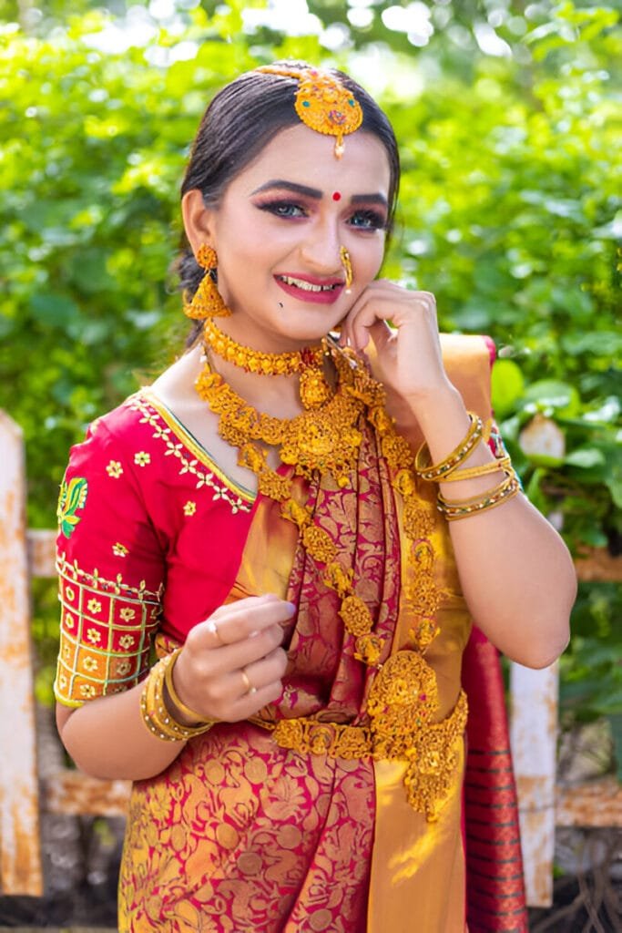 red banarasi saree